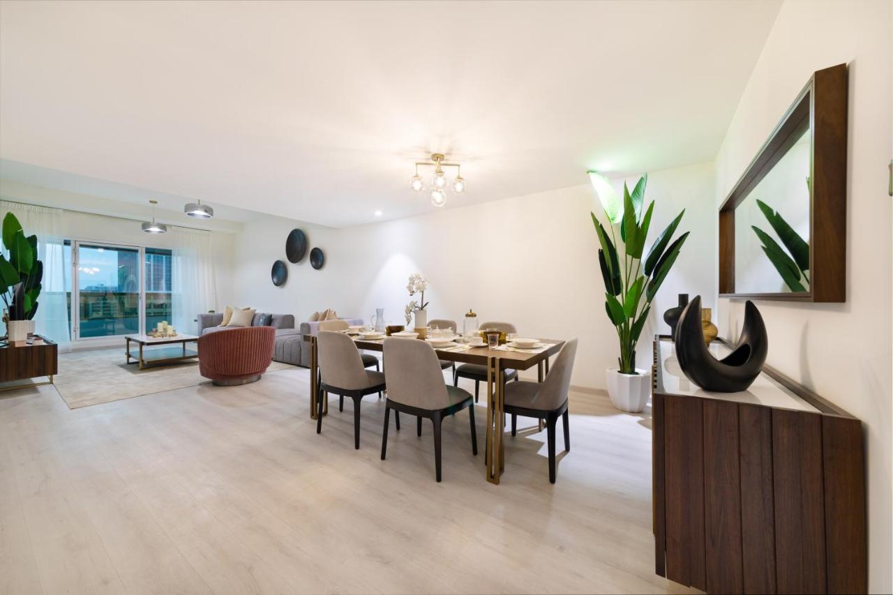 Maison Privee - Millennium Executive Tower Apartment Dubai Bagian luar foto