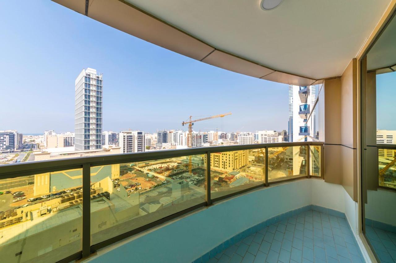 Maison Privee - Millennium Executive Tower Apartment Dubai Bagian luar foto