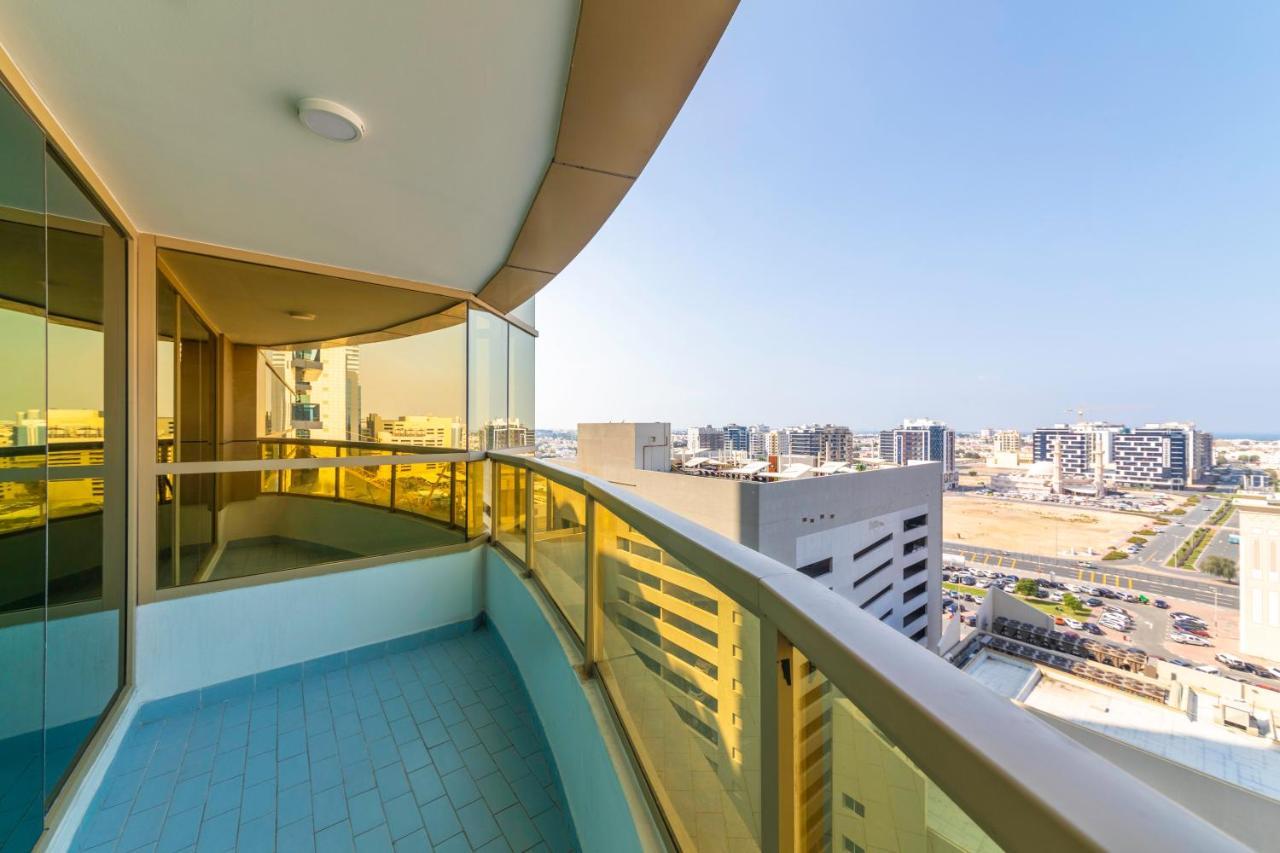 Maison Privee - Millennium Executive Tower Apartment Dubai Bagian luar foto