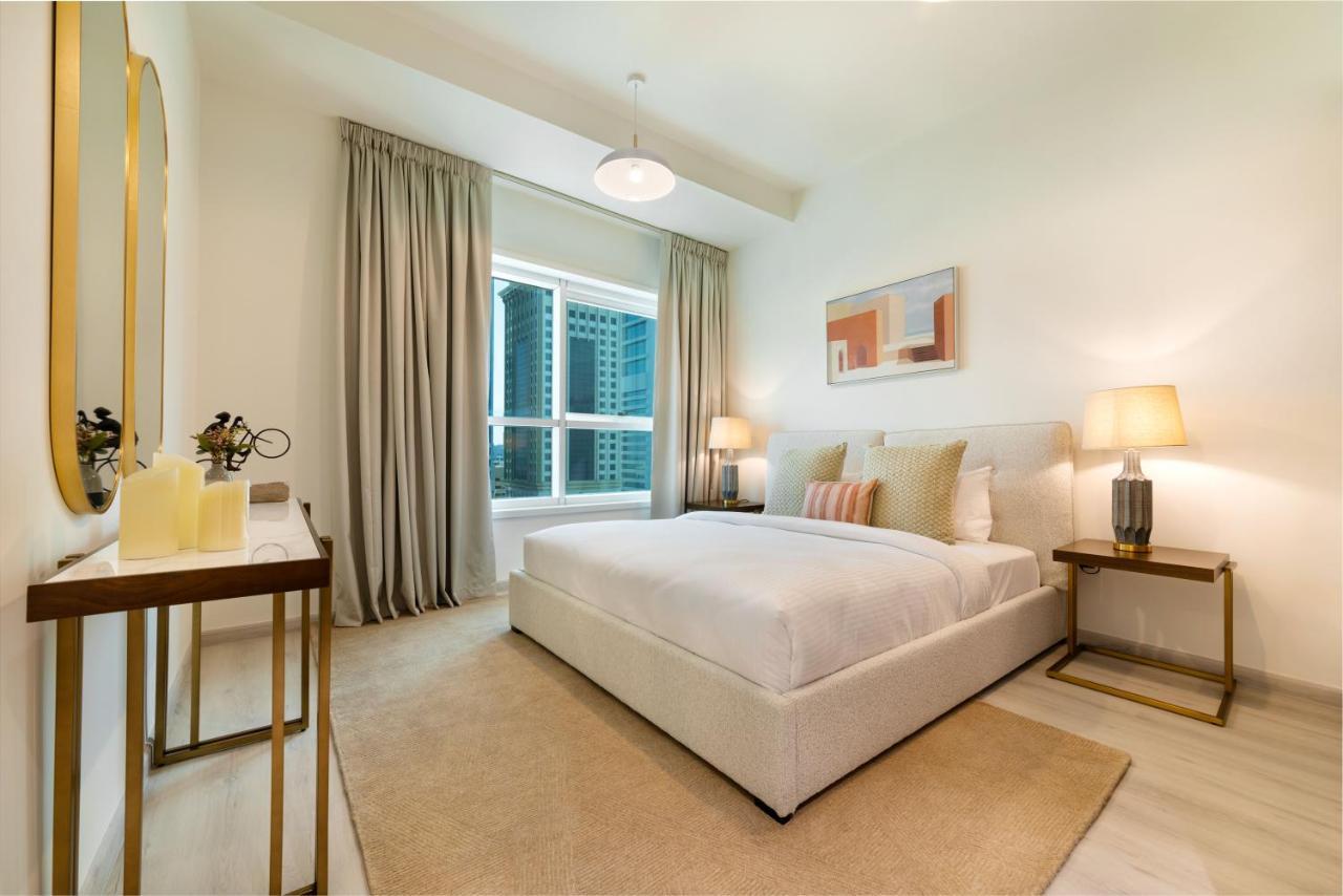 Maison Privee - Millennium Executive Tower Apartment Dubai Bagian luar foto